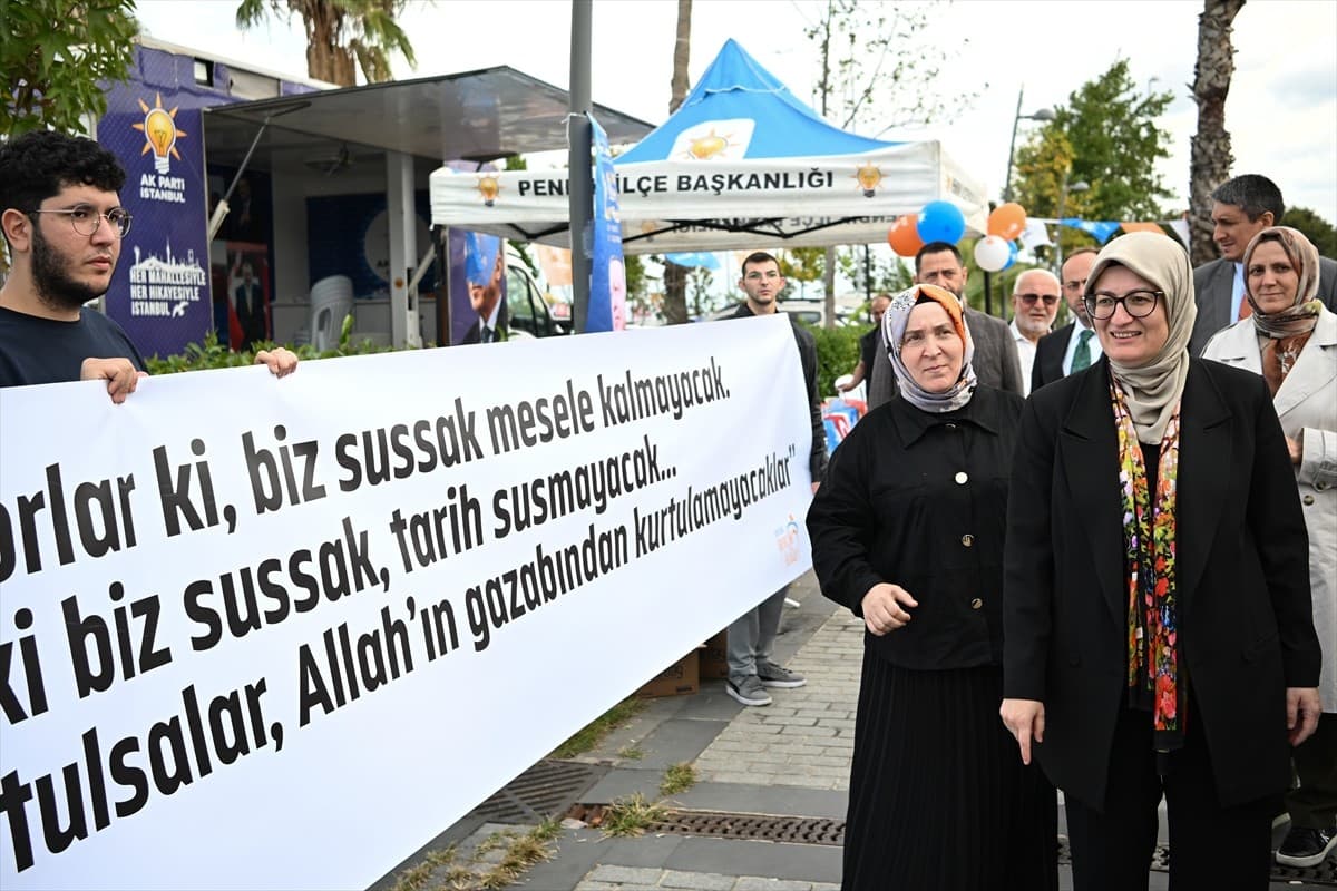 AK Parti Genel Başkan Yardımcısı Uygur, Pendik'te Filistin için balon uçurma etkinliğine katıldı: